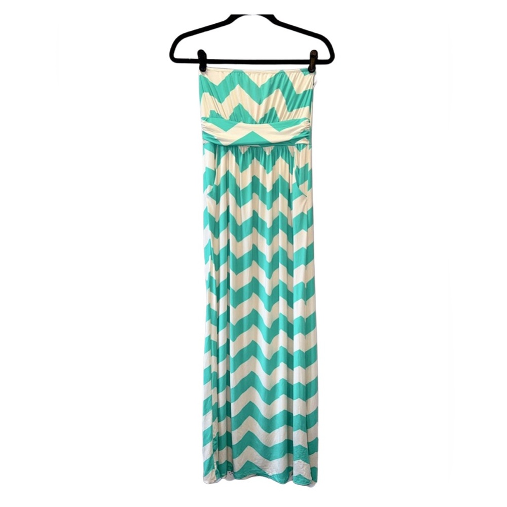Women's Fashionomics Chevron Maxi Dress Size M